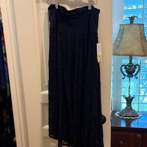 Reba Black Sequin Midi Skirt Branded  Tag